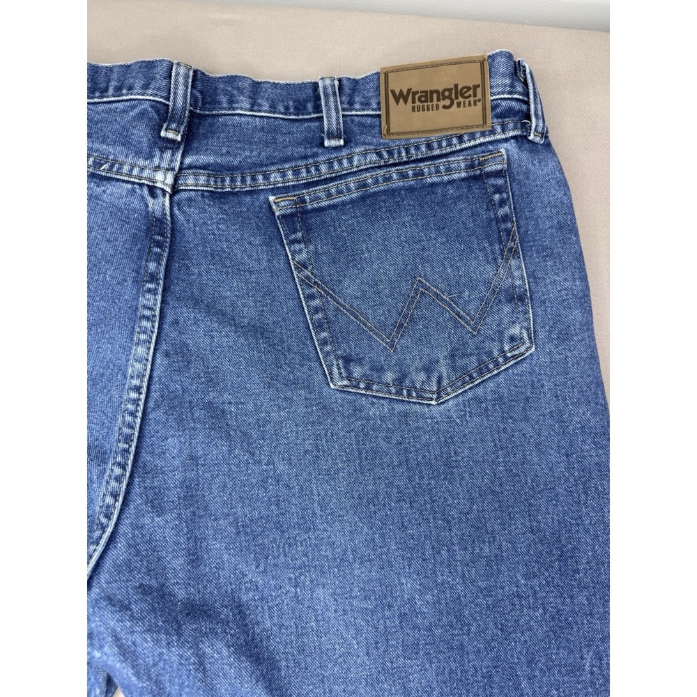 Wrangler Jeans Men's 40X29 Blue Denim Medium Wash Rugged Wear Embroidered W - Picture 7 of 12